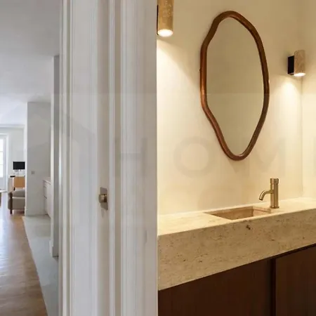 Daire Sunny Architect 3 Bedrooms Center Lisboa