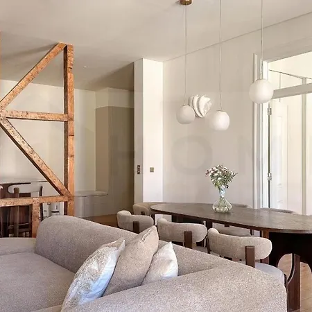 Daire Sunny Architect 3 Bedrooms Center Lisboa