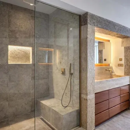 Sunny Architect 3 Bedrooms Center Daire *