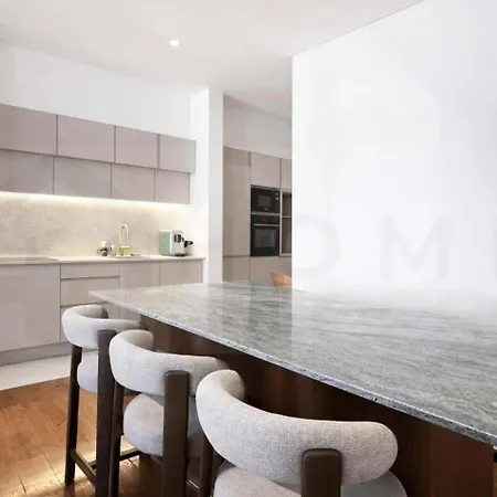 Sunny Architect 3 Bedrooms Center Daire Lisboa